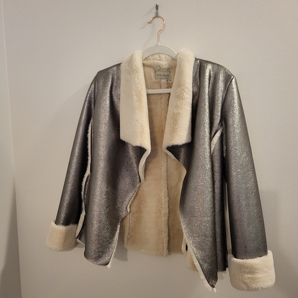 Amelie & Amelie Winter coat silver fake fur size S Italian Haute Couture